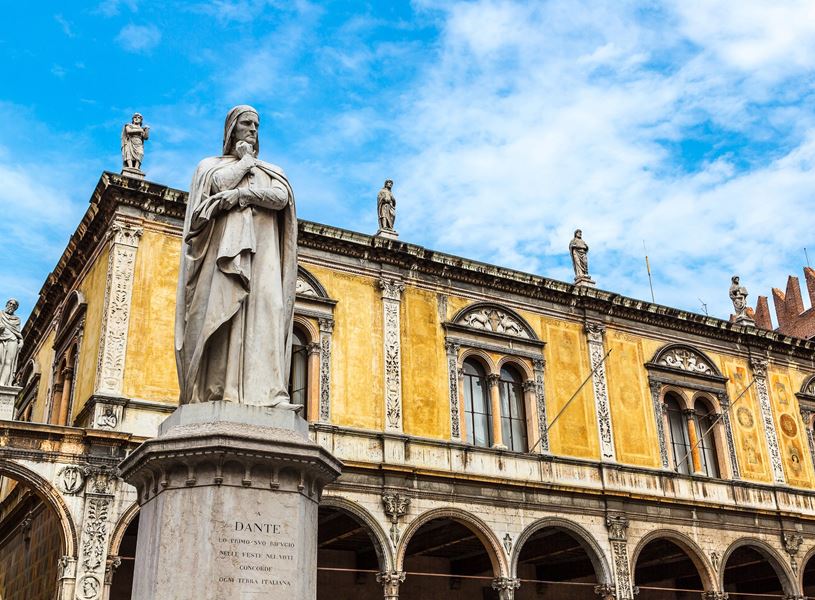 Statue of Dante in Verona, Italy