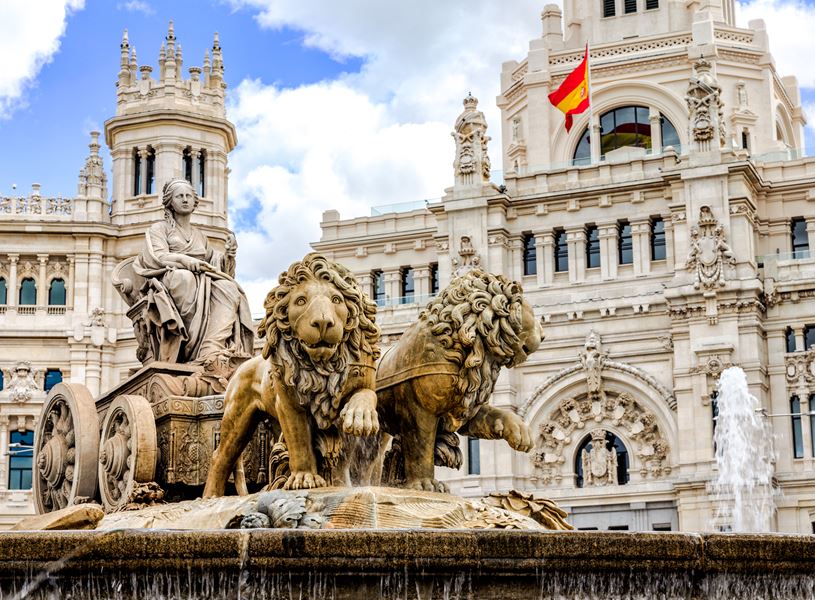 Cibeles fountain at The Plaza de Cibeles in Madrid, Spain