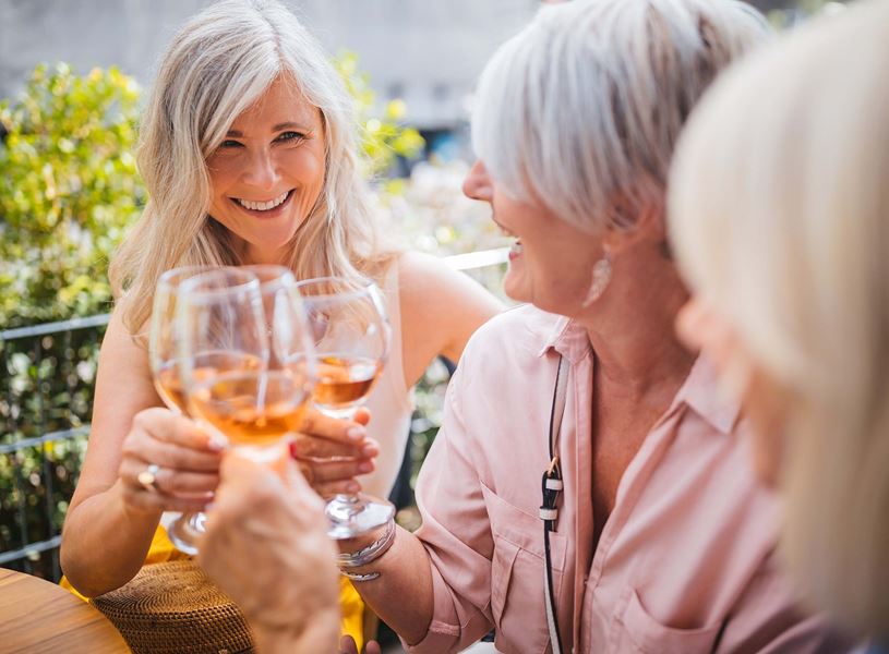 Guest enjoying a Complementary Beverage