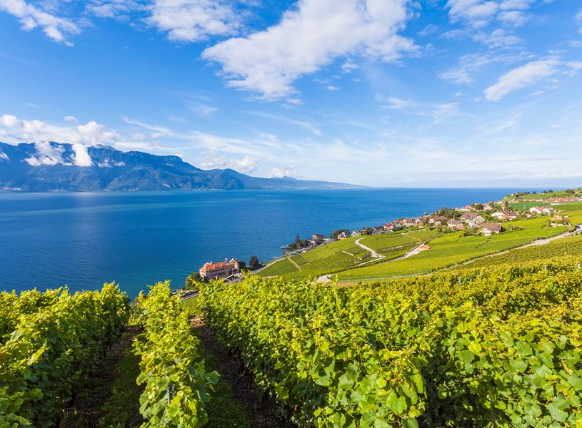 Journey along the shore of Lake Geneva, Switzerland
