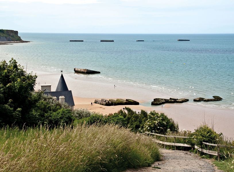 Sunny Gold beach, Deauville, France