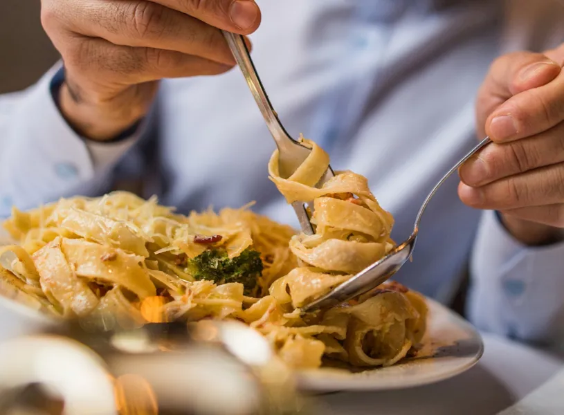 Enjoy a regional dinner.