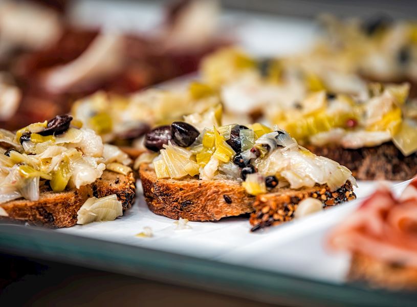 Enjoy local gourmet foods during a Foodie Walk in Florence, Italy