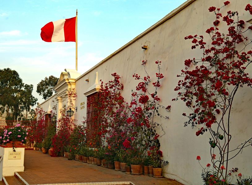 Museo Larco Guided Visit Machu Picchu, Peru