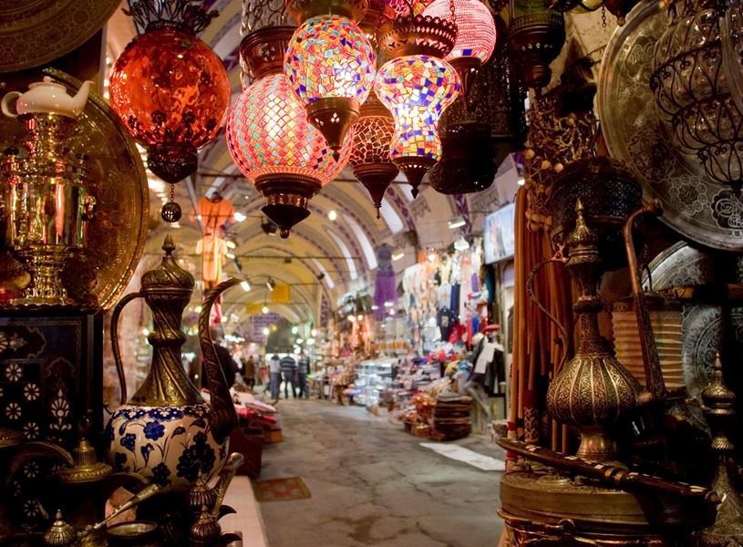 Lanterns at Grand Bazaar in Istanbul, Turkey