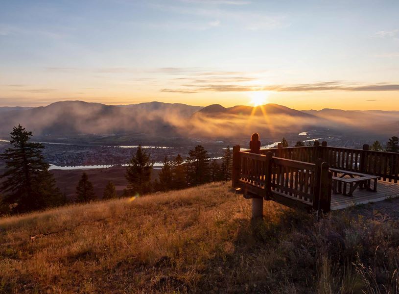 kamWoman looking at View of Kamloops, Canada