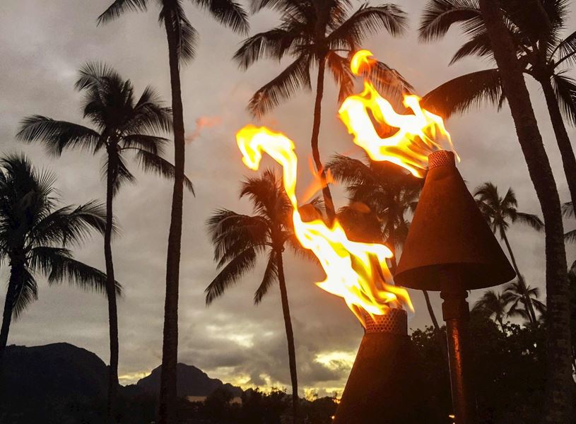 tiki-torches-beach-hawaii
