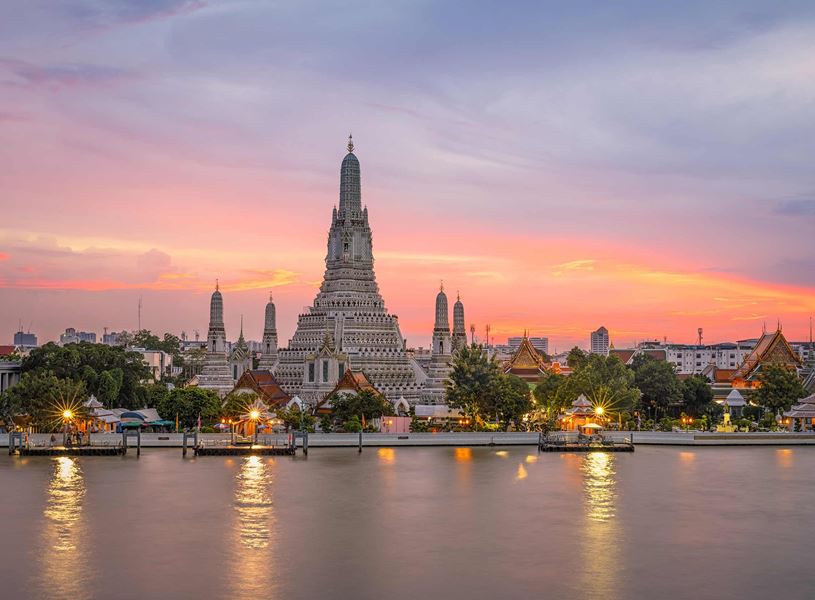 Wat Arun in Bangkok, Thailand