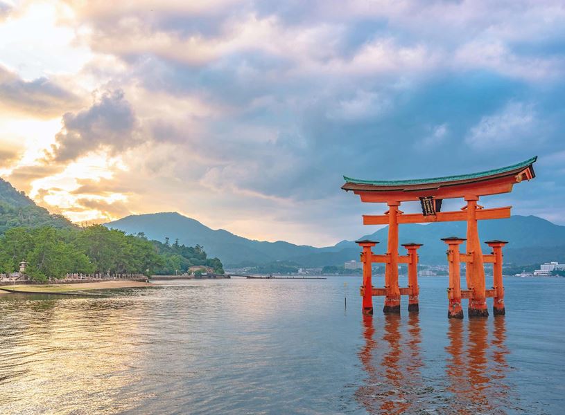 Evening scenery of the Itsukushima in Hiroshima, Japan