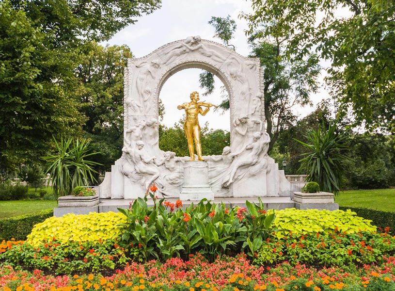 Strauss Monument in Stadt Park in Vienna, Austria