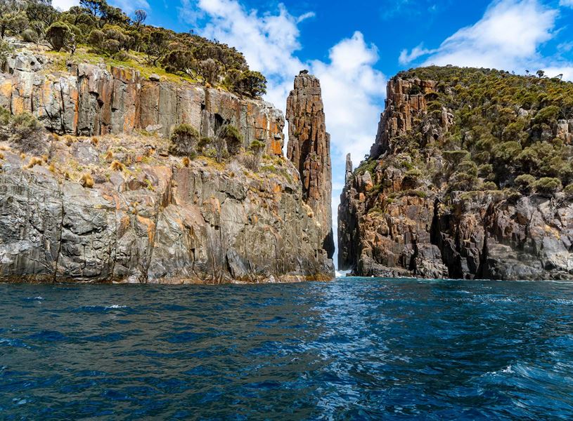 View of Eaglehawk Neck coastal cliff, Port Arthur, Australia