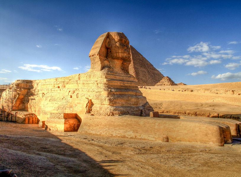 Vist the Great Pyramid of Giza