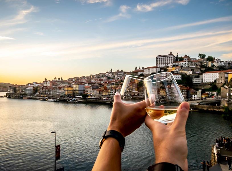 Cruise and dinner in Douro, Portugal