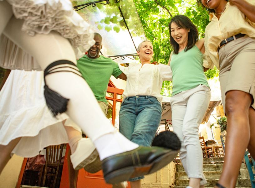 Enjoy a traditional greek meal with dancing and entertainment in Athens, Greece