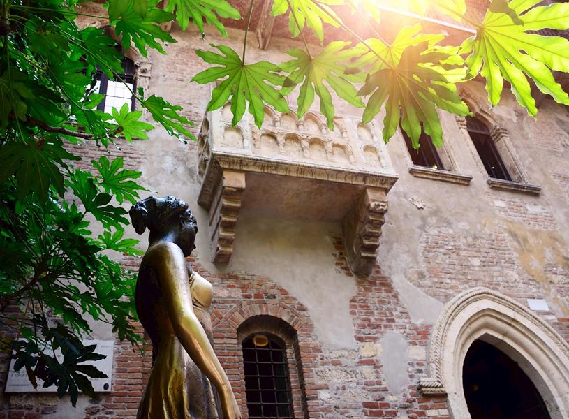 Visit Verno and enjoy a walking tour of the city