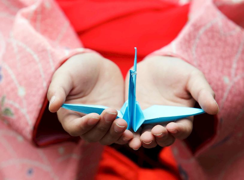 Visit Shukei-en Garden and Oorizuru Tower in Hiroshima, Japan