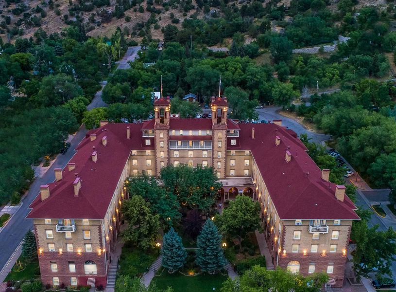 Stay at Hotel Colorado in USA
