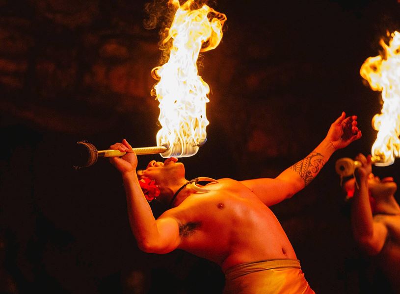 Enjoy the lively tradition of the Hawaiian Luau and enjoy a dinner in Maui, Hawaii