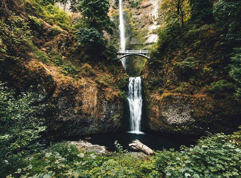 Visit Multnomah Falls and Hood River in Oregon, USA