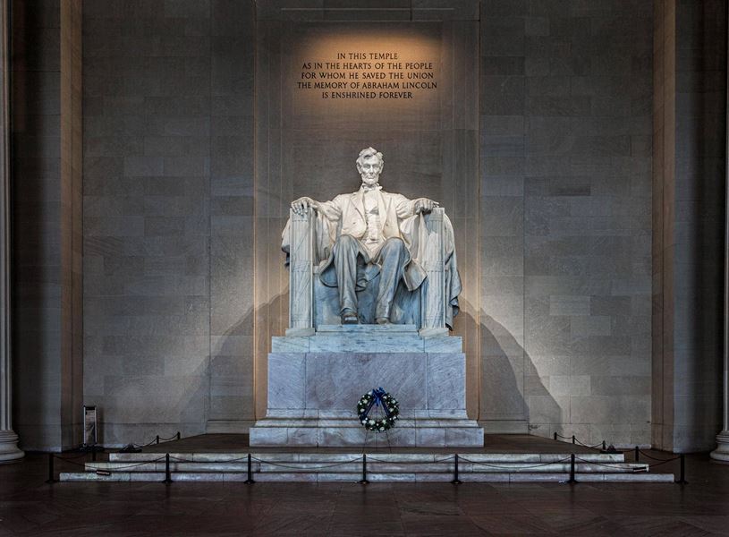 Take guided tour of Washington DC, USA