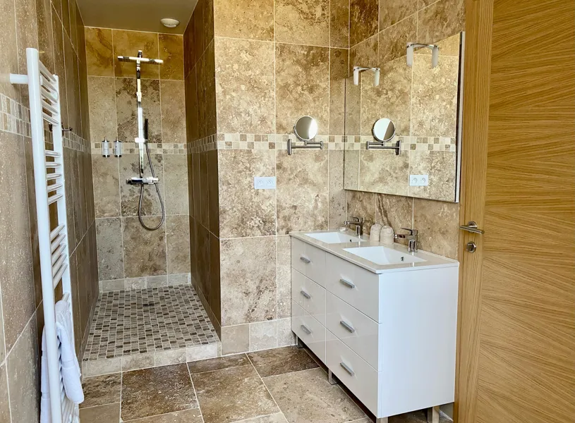 Hotel le Perigord, Bathroom, La Roque-Gageac, France