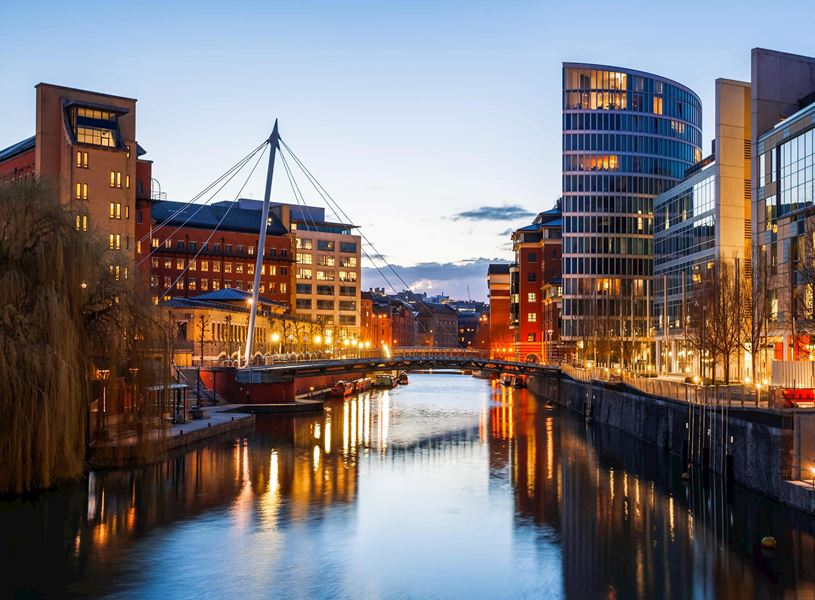 River Avon and downtown buildings in Bristol, England