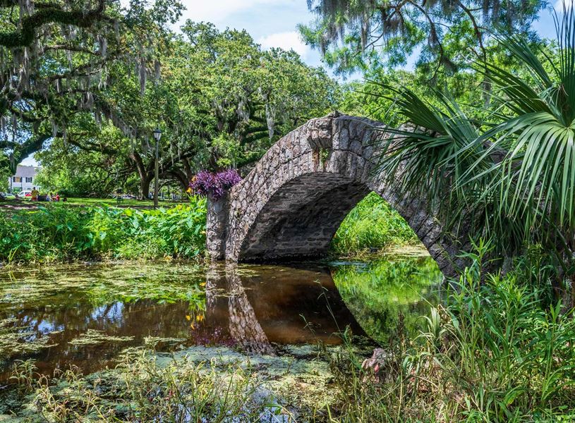 Enjoy a walking tour around New Orleans, Louisiana USA