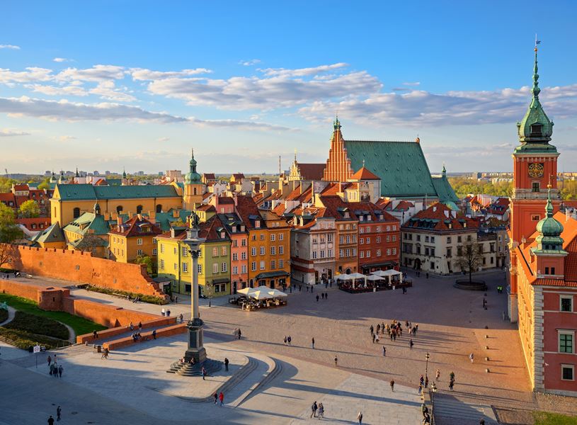 Explore Warsaw's historic and famous sites in Poland