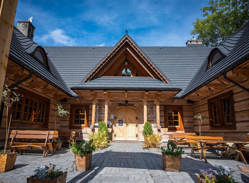 Stay overnight at Hotel Nosalowy Dwor, Poland