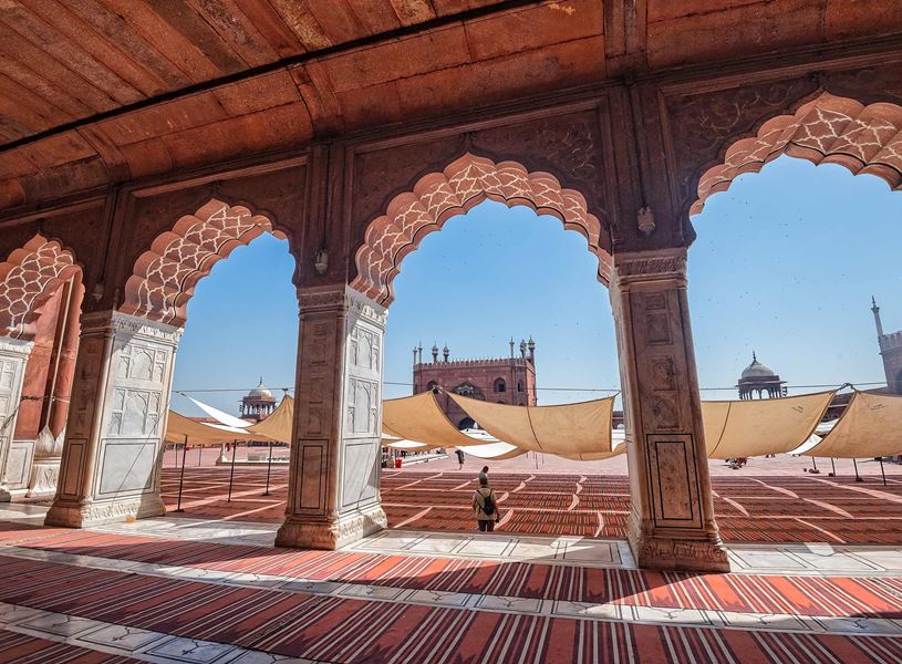 View of the courtyard in Jama Masjid, Delhi, India