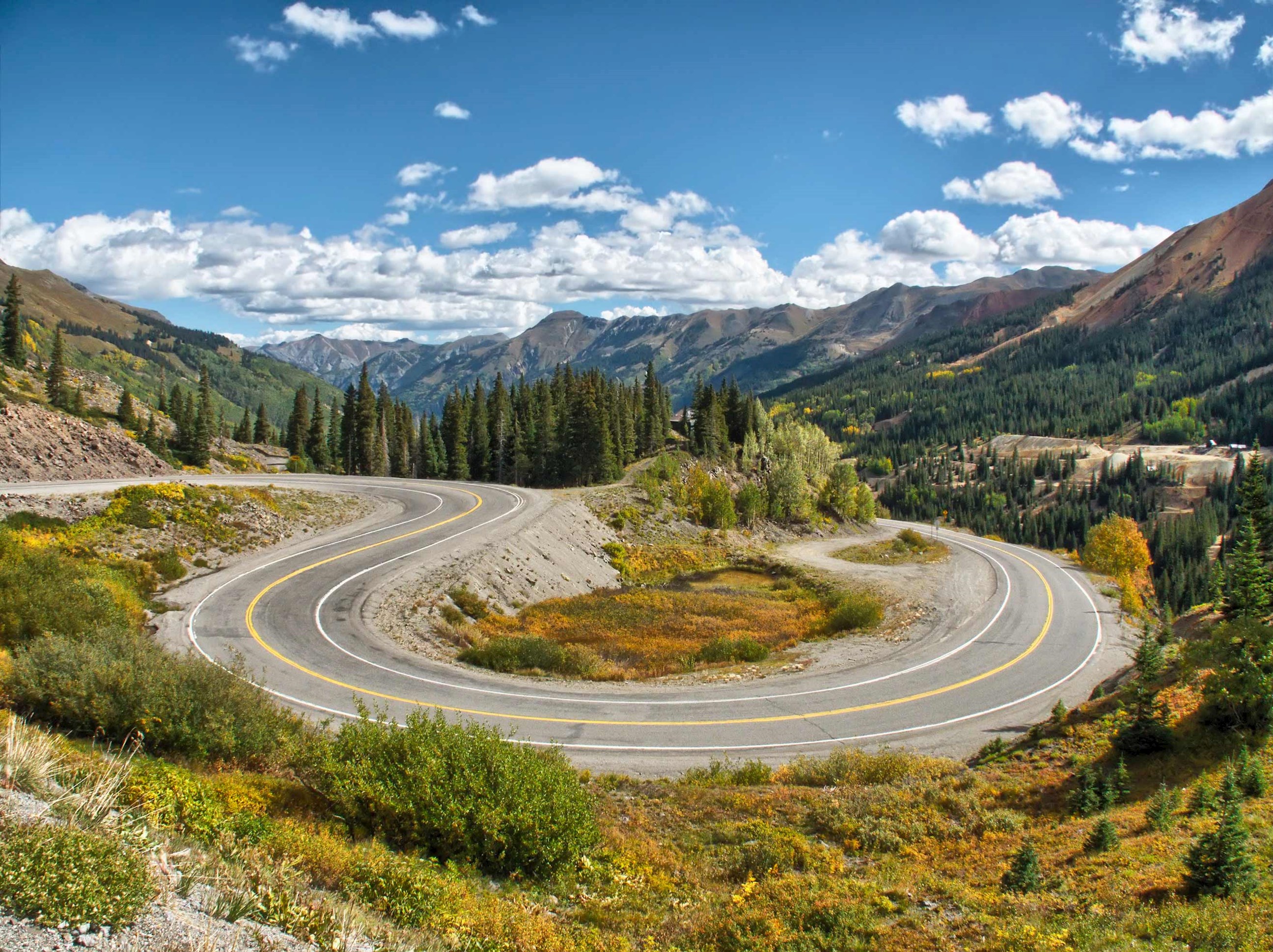 Enjoy drive along the Million Dollar Highway in Ouray, Silverton, USA