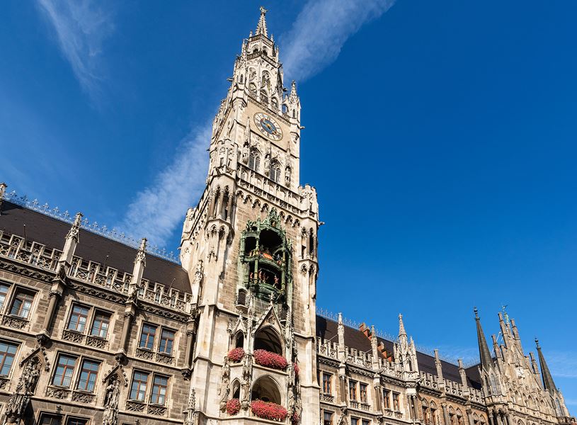 Glockenspiel at Marienplatz in Munich, Germany