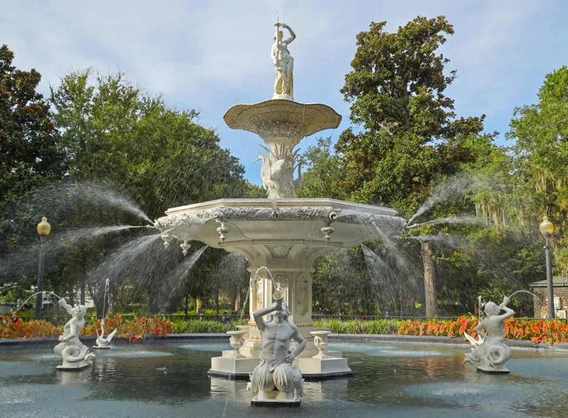 The iconic fountain at Forsyth Park downtown Savannah, Georgia, USA