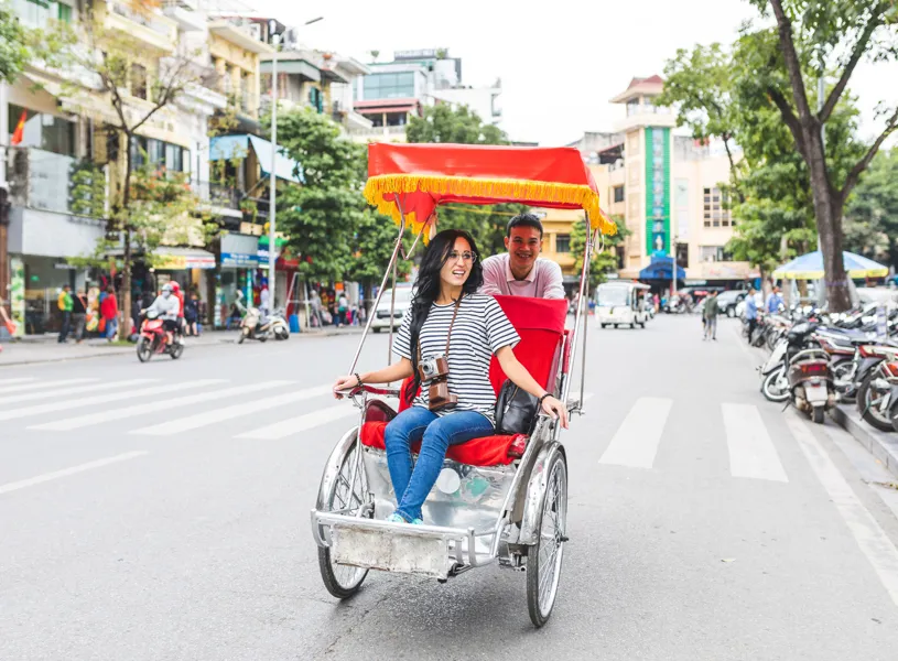 Phnom Penh Cyclo Tour, Hanoi, Vietnam