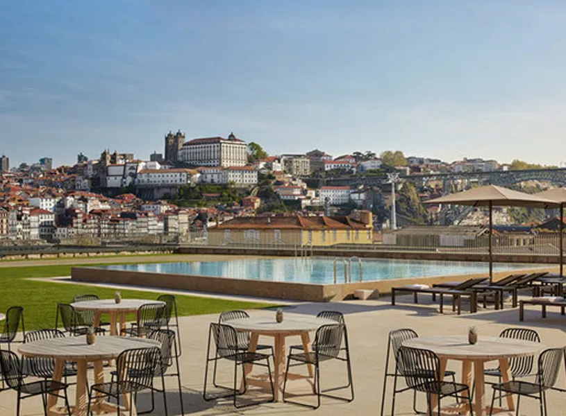 Tivoli Kopke Porto Gaia Hotel Bar Pool 1