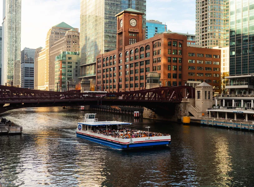 Architecture Cruise, Chicago, Illinois, USA