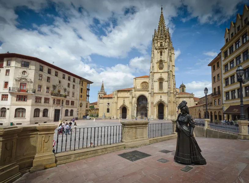 Iron statue of woman in Oviedo cathedral square, Oviedo, Spain