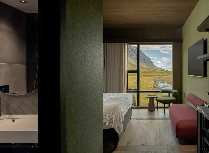 Hotel Jökulsárlón Glacier Lagoon Hotel Room Reynivellir Iceland