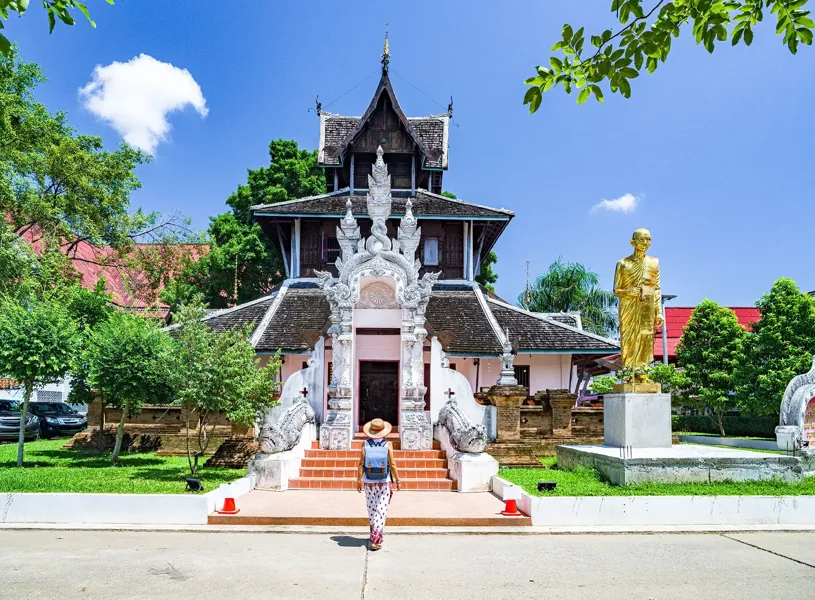Wat Chedi Luang Temple Chiang Mai 