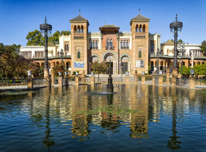 Plaza de America, Parque de Maria Liuisa, Seville, Spain