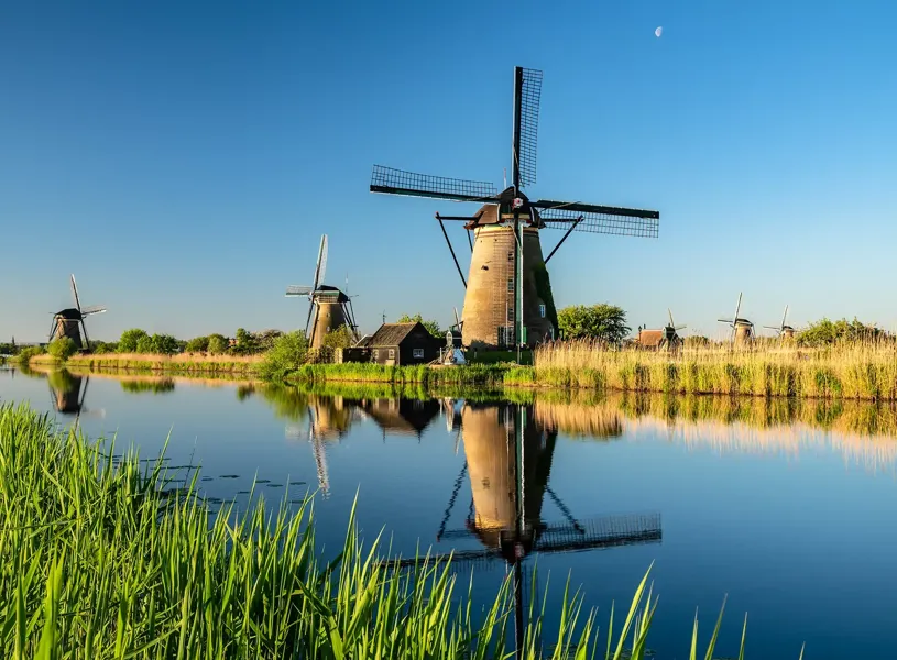 Windmills Kinderdijk Netherlands 