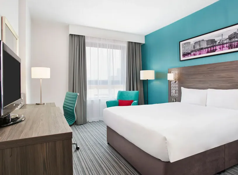 Room Leonardo Hotel Plymouth
