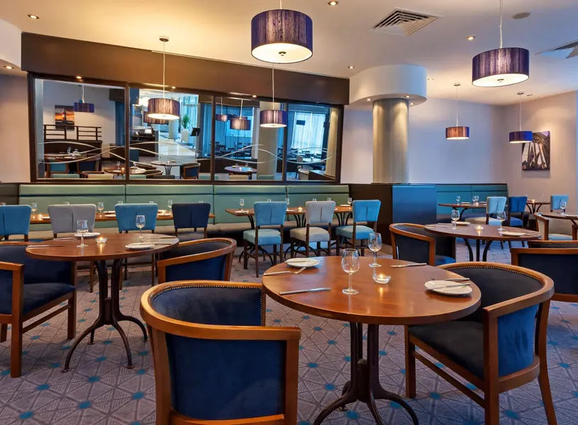 Restaurant Leonardo Hotel Plymouth